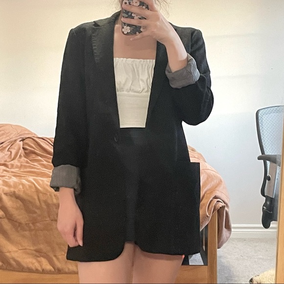 Aritzia Talula Babaton 100% Wool oversized pocket blazer - Picture 1 of 10